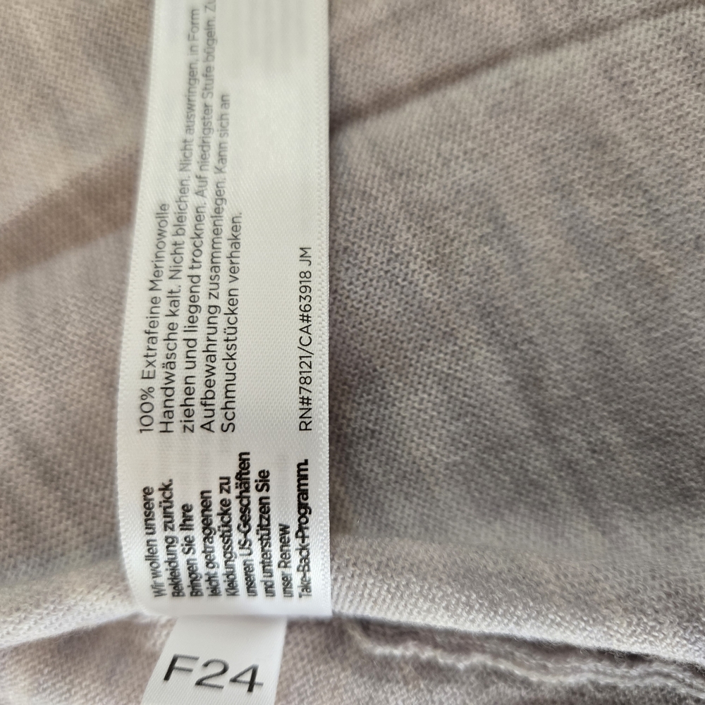 Eileen Fisher Soft Gray Knit Cardigan - Picture 4 of 14